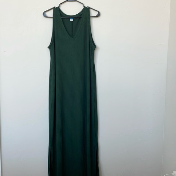 Old Navy Dresses & Skirts - Sleeveless Ribbed Knit Maxi Dress